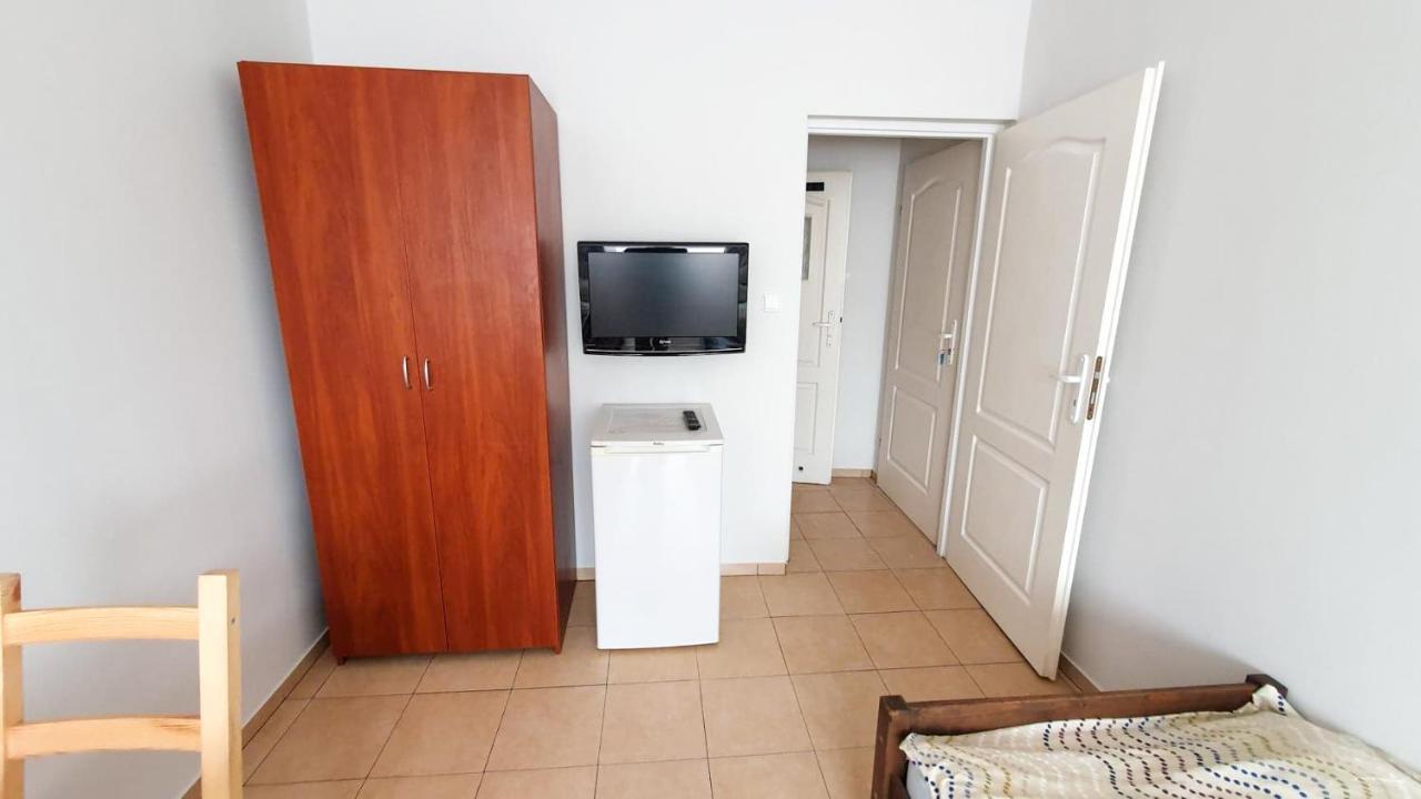 Pensjonat Dobranocka Vratislav Exteriér fotografie